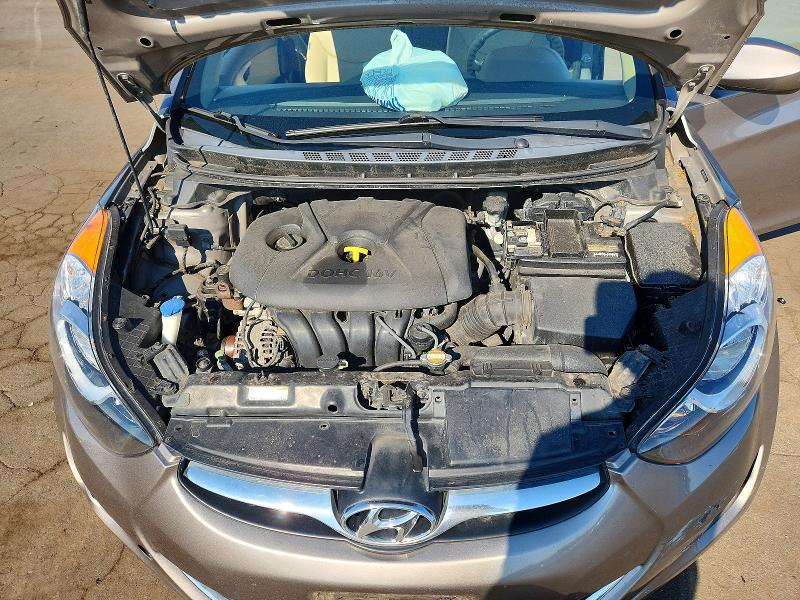 Photo 11 from auction – 2011 HYUNDAI ELANTRA with VIN 5NPDH4AE6BH019945