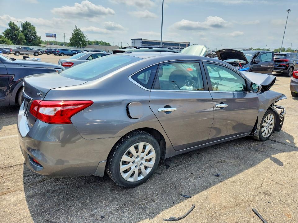 Фото 3 с аукциона – 2017 NISSAN SENTRA с VIN 3N1AB7AP1HL639993