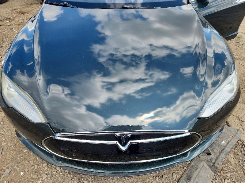 Photo 12 from auction – 2014 TESLA MODEL S with VIN 5YJSA1S18EFP50997