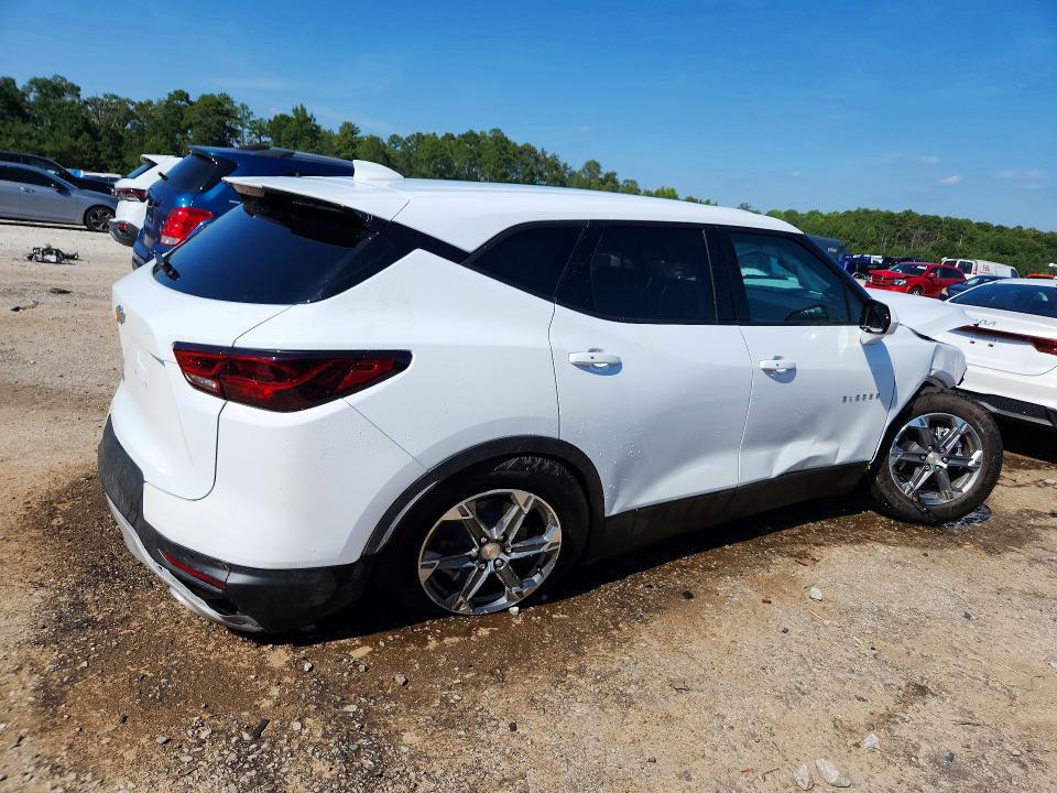 Photo 3 from auction – 2026 CHEVROLET BLAZER with VIN 3GNKBCR46TS162570
