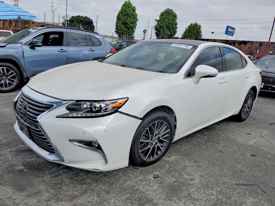 LEXUS ES 2016 with VIN 58ABK1GG7GU012438 - Photo from auction