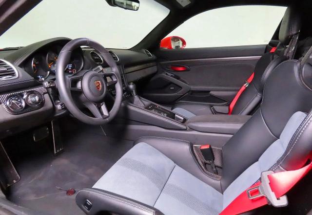 Photo 9 from auction – 2025 PORSCHE CAYMAN with VIN WP0AE2A89SK272107