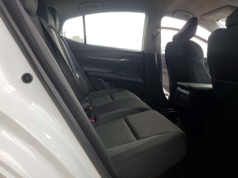 Photo 10 from auction – 2026 TOYOTA CAMRY with VIN 4T1DAACK3TU250035