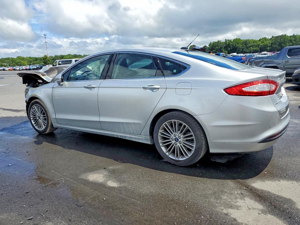 Photo 2 from auction – 2013 FORD FUSION with VIN 3FA6P0HR2DR271002