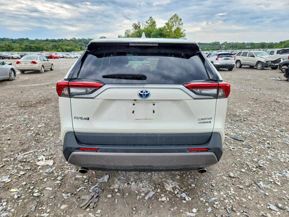 Photo 6 from auction – 2021 TOYOTA RAV4 with VIN 4T3D6RFVXMU003285