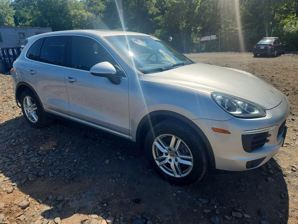 Photo 4 from auction – 2016 PORSCHE CAYENNE with VIN WP1AA2A24GLA03956