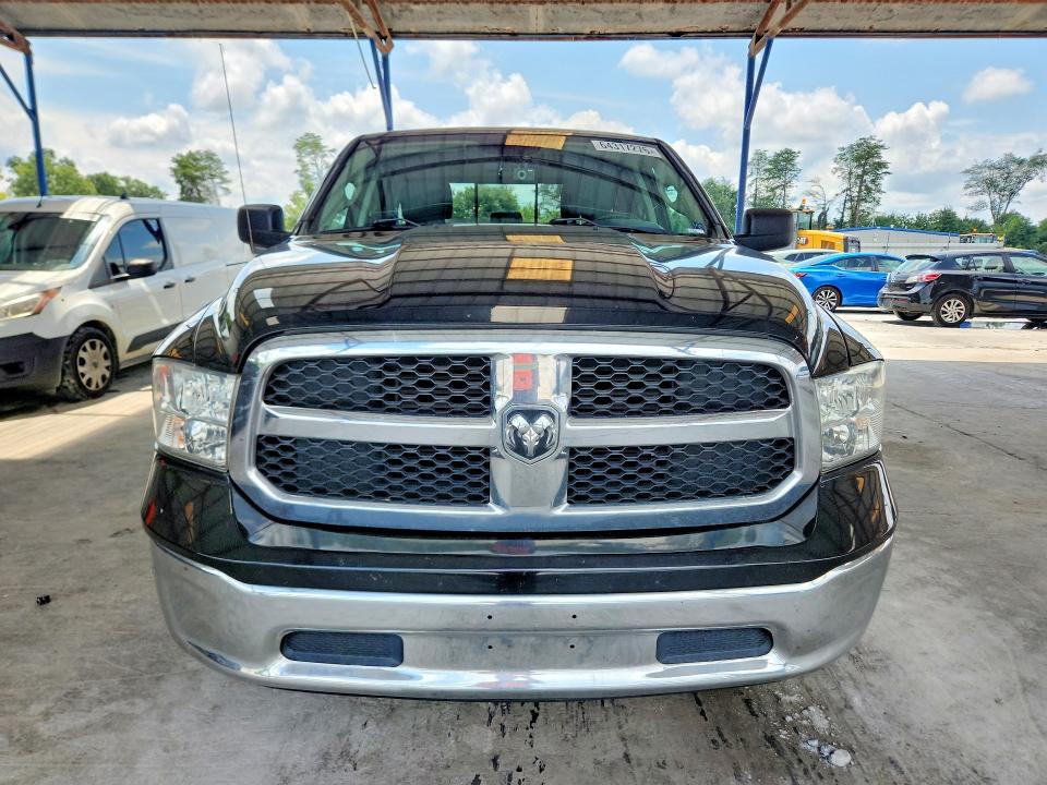 Photo 5 from auction – 2017 RAM 1500 with VIN 1C6RR6GG6HS645360