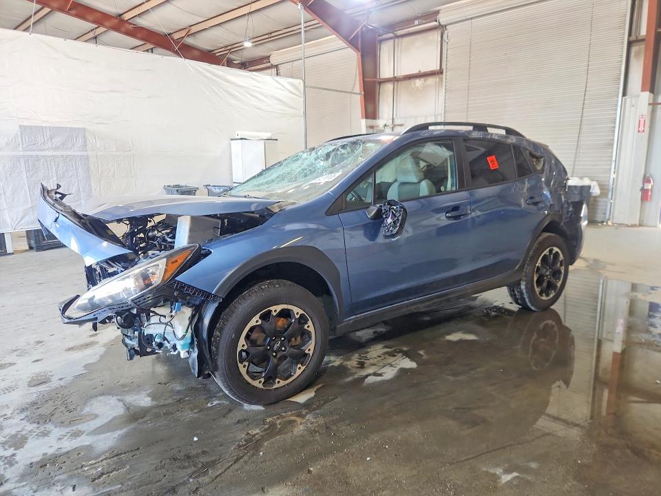 SUBARU CROSSTREK 2022 with VIN JF2GTAEC0NH226967 - Photo from auction