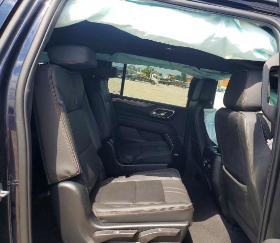 Photo 11 from auction – 2023 CHEVROLET SUBURBAN with VIN 1GNSKEKT7PR230722