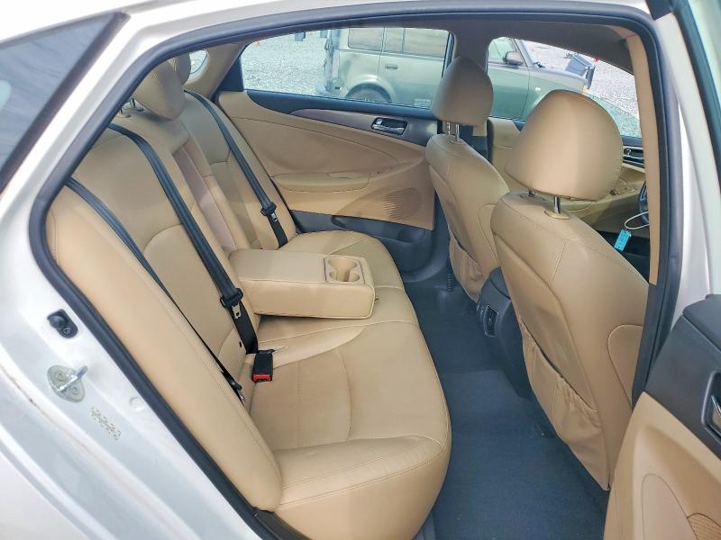 Photo 10 from auction – 2013 HYUNDAI SONATA with VIN KMHEC4A48DA099796