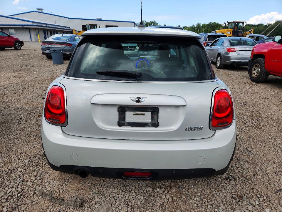 Photo 6 from auction – 2015 MINI COOPER with VIN WMWXM5C57FT938394