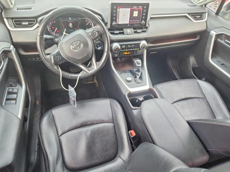 Photo 8 from auction – 2020 TOYOTA RAV4 with VIN JTMN1RFV1LJ035090