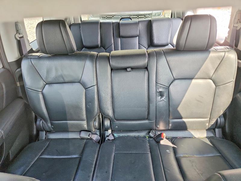 Photo 10 from auction – 2015 HONDA PILOT with VIN 5FNYF4H50FB034376