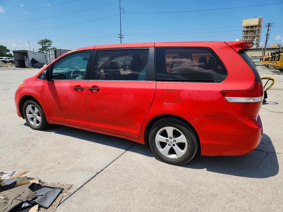 Photo 2 from auction – 2011 TOYOTA SIENNA with VIN 5TDZK3DC6BS089211