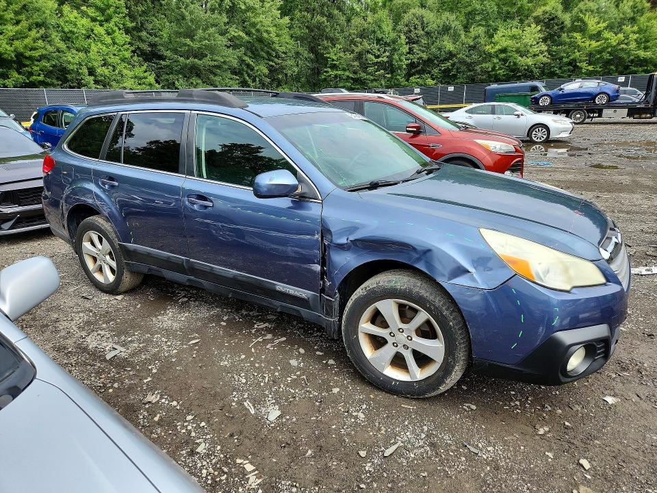 Photo 4 from auction – 2013 SUBARU OUTBACK with VIN 4S4BRBCC1D3241307