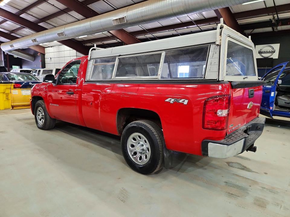 Photo 2 from auction – 2010 CHEVROLET SILVERADO with VIN 1GCPKPEA3AZ153973