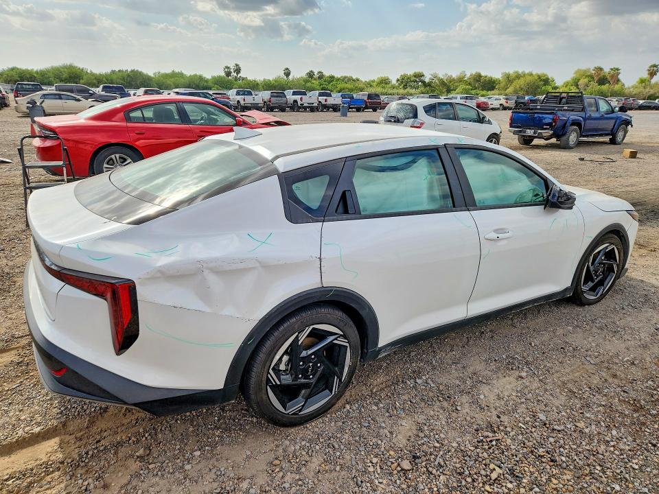 Zdjęcie 3 z aukcji – 2025 KIA K4 z VIN 3KPFU4DE1SE144596