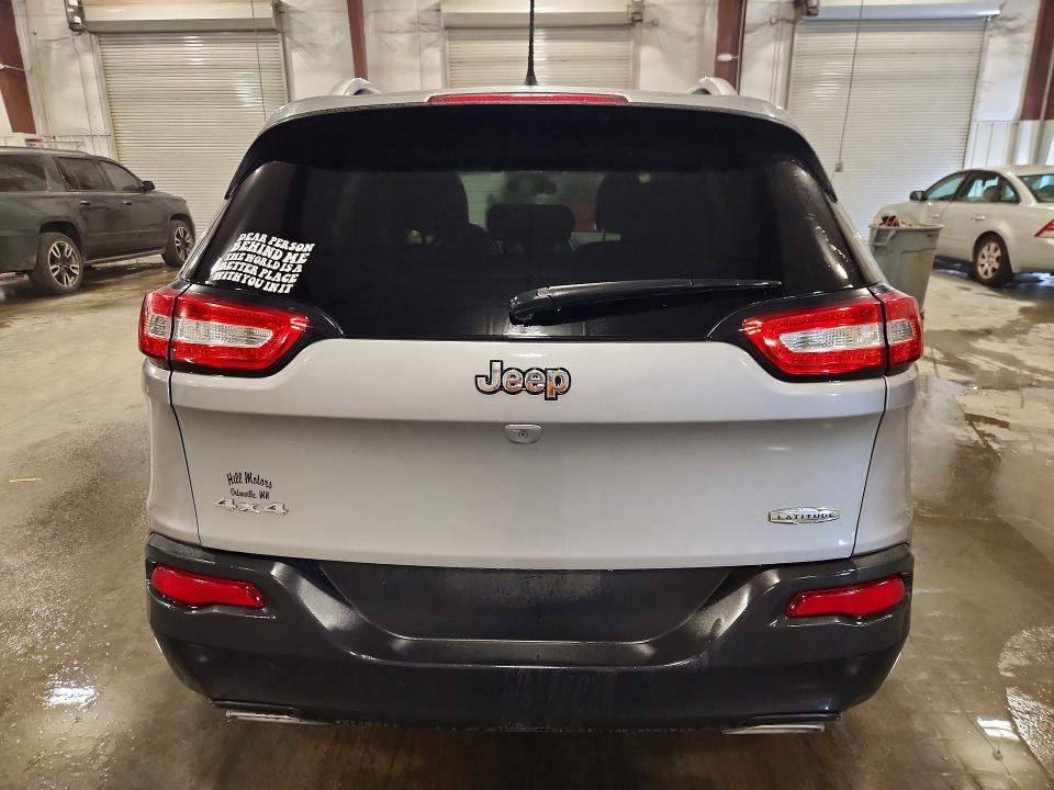 Photo 6 from auction – 2015 JEEP CHEROKEE with VIN 1C4PJMCS3FW558768