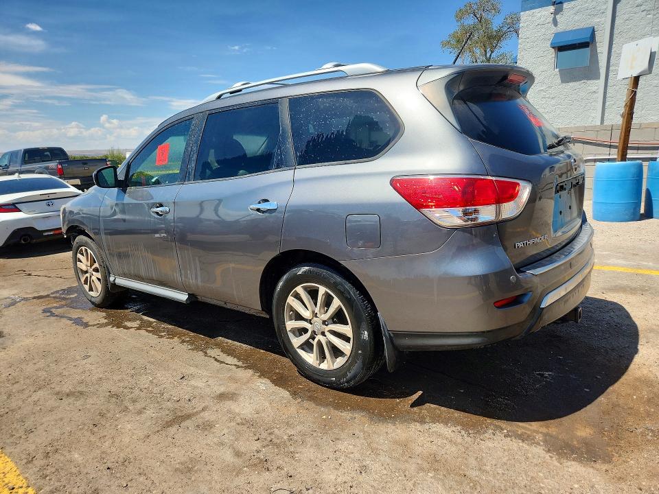 Photo 2 from auction – 2015 NISSAN PATHFINDER with VIN 5N1AR2MN3FC701291