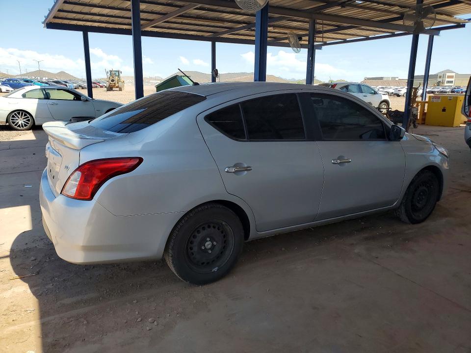 Photo 3 from auction – 2017 NISSAN VERSA with VIN 3N1CN7APXHK429480