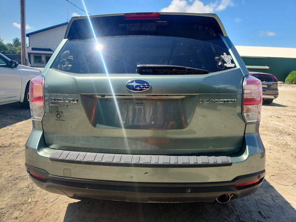 Photo 6 from auction – 2018 SUBARU FORESTER with VIN JF2SJARC5JH532535