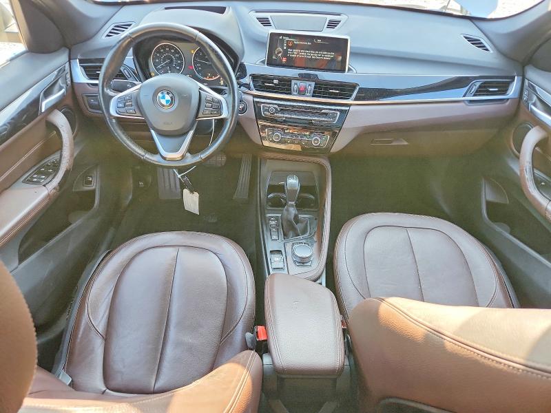 Foto 8 de la subasta – 2017 BMW X1 con VIN WBXHT3C34H5F79581