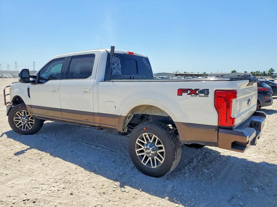 Photo 2 from auction – 2017 FORD F350 with VIN 1FT8W3BTXHEB28612