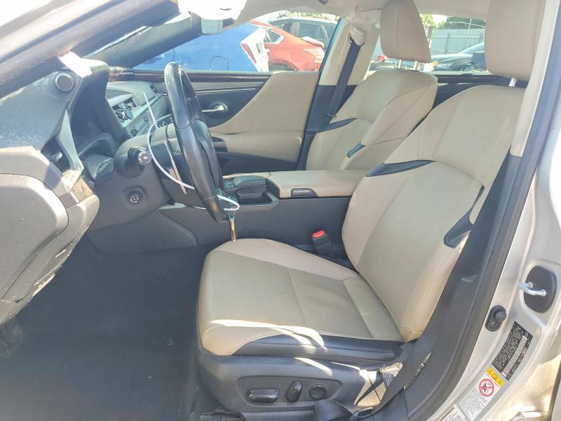 Photo 7 from auction – 2019 LEXUS ES with VIN JTHB21B12K2002112