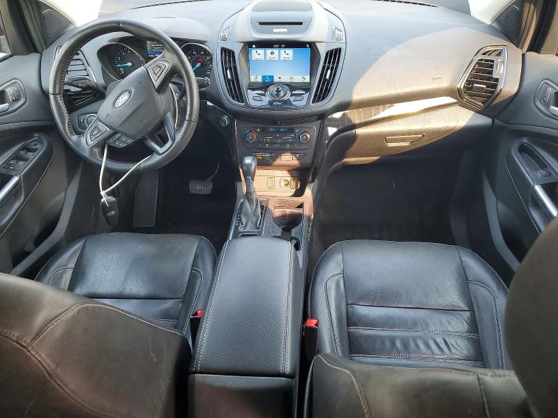 Photo 8 from auction – 2017 FORD ESCAPE with VIN 1FMCU9J97HUE72893
