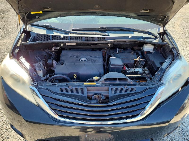 Photo 12 from auction – 2013 TOYOTA SIENNA with VIN 5TDKK3DC8DS379387