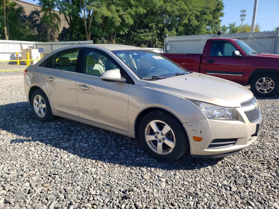 Photo 4 from auction – 2011 CHEVROLET CRUZE with VIN 1G1PG5S95B7217176