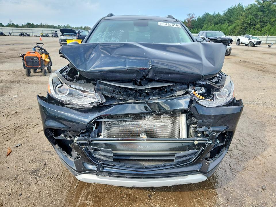 Photo 5 from auction – 2018 CHEVROLET TRAX with VIN 3GNCJPSB5JL310724