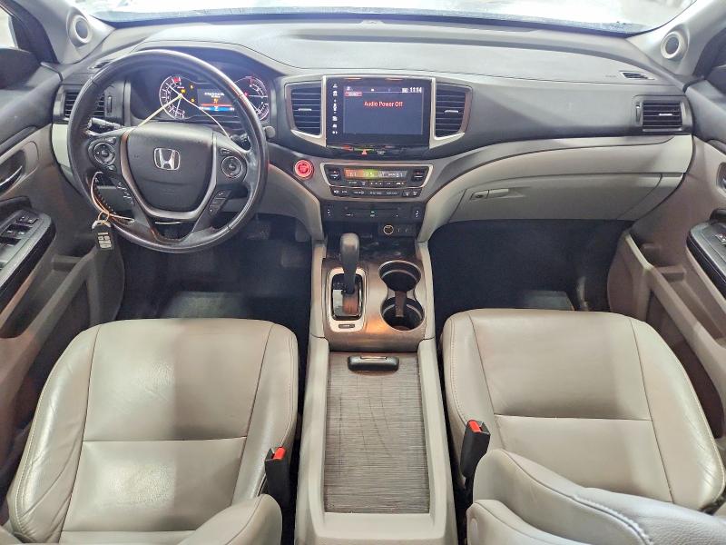 Photo 8 from auction – 2017 HONDA PILOT with VIN 5FNYF5H8XHB009410