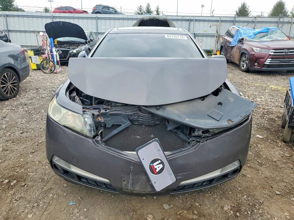 Photo 5 from auction – 2010 ACURA TL with VIN 19UUA8F58AA023345