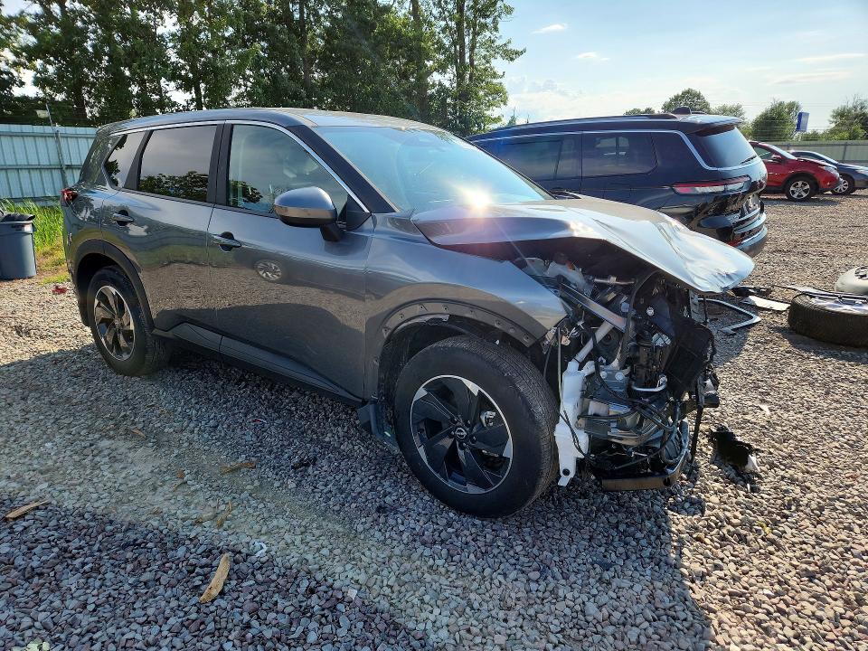 Photo 4 from auction – 2026 NISSAN ROGUE with VIN 5N1BT3BB2TC717787