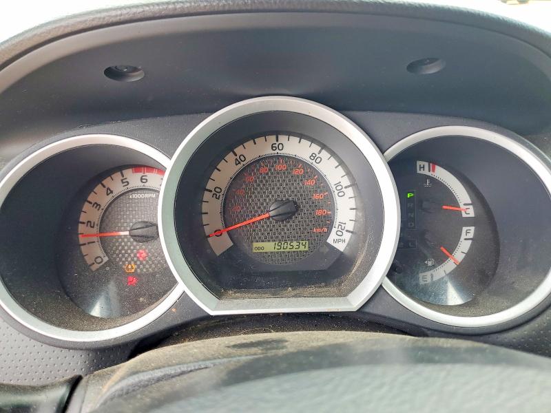 Photo 9 from auction – 2011 TOYOTA TACOMA with VIN 3TMLU4EN7BM069443