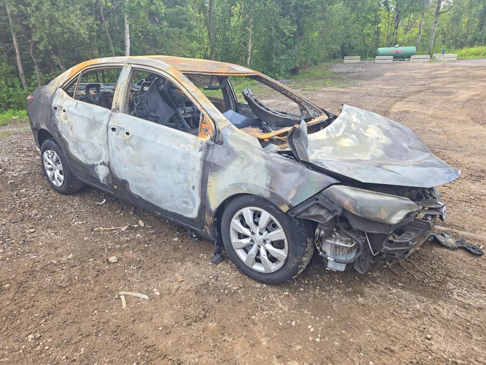 Снимка 4 от търг – 2015 TOYOTA COROLLA с VIN 2T1BURHE7FC384939