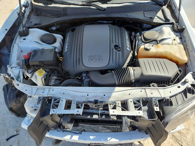 Photo 11 from auction – 2021 CHRYSLER 300 with VIN 2C3CCABT8MH654056