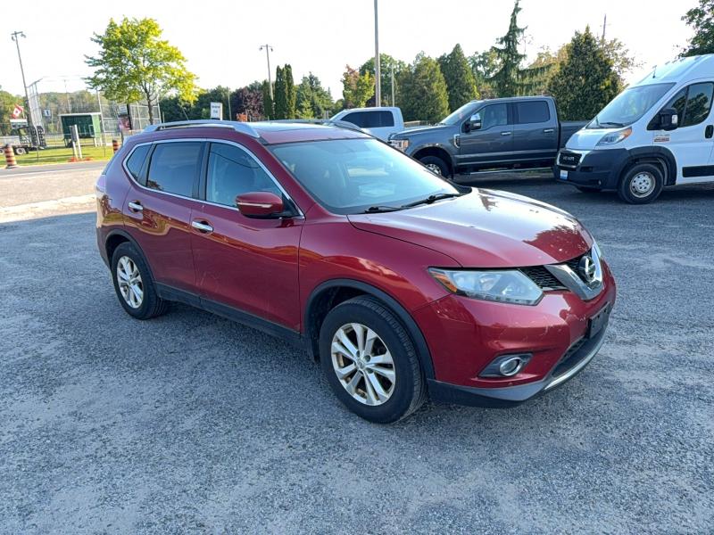 NISSAN ROGUE 2015 with VIN 5N1AT2MV2FC821049 - Photo from auction