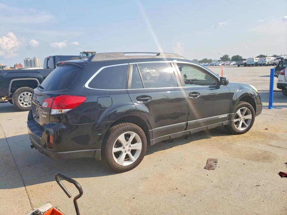 Photo 3 from auction – 2014 SUBARU OUTBACK with VIN 4S4BRBCC8E3318949