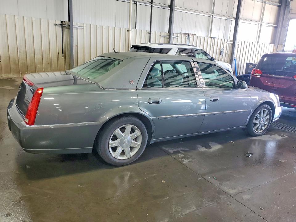 Photo 3 from auction – 2007 CADILLAC DTS with VIN 1G6KD57Y07U202395