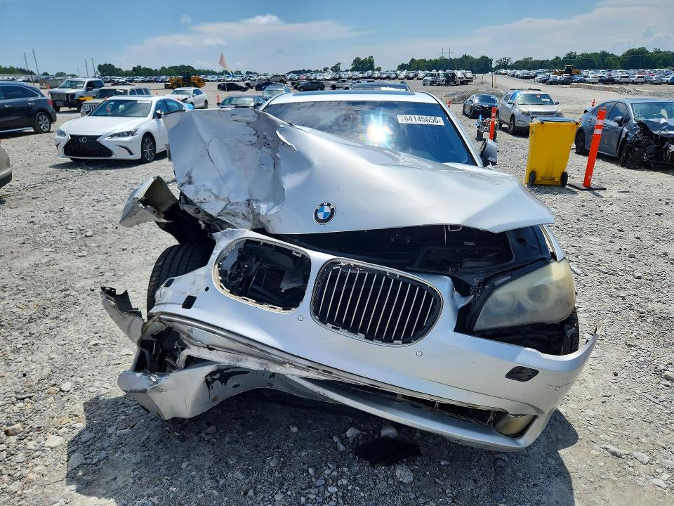 Photo 5 from auction – 2012 BMW 740 with VIN WBAKA4C58CDS99428