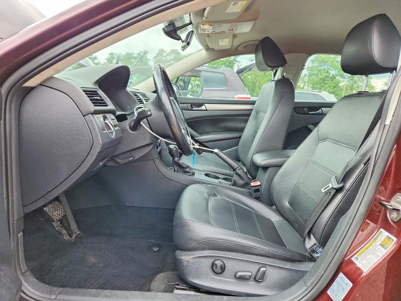 Photo 7 from auction – 2014 VOLKSWAGEN PASSAT with VIN 1VWAT7A37EC052077
