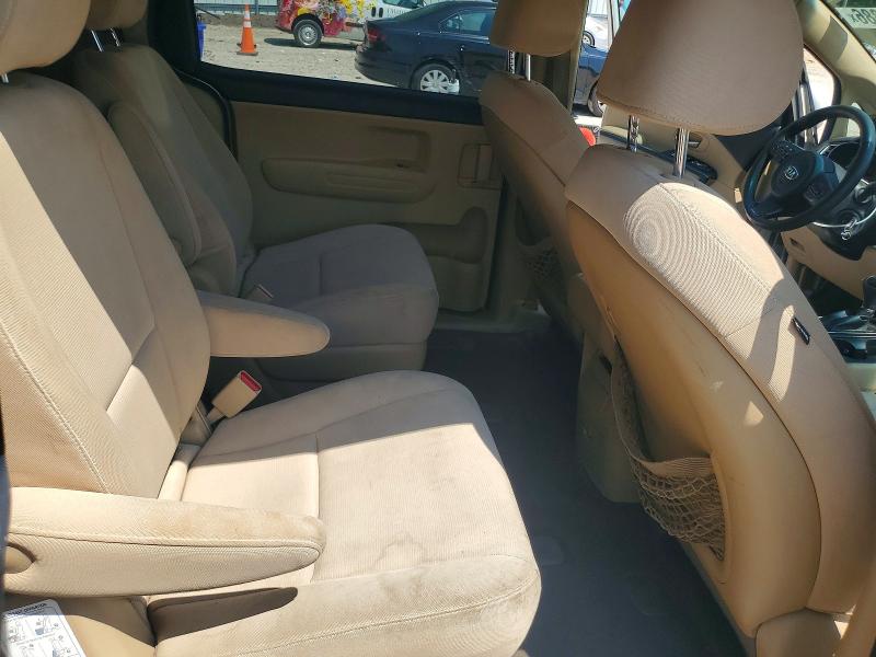 Photo 11 from auction – 2015 KIA SEDONA with VIN KNDMB5C1XF6021456