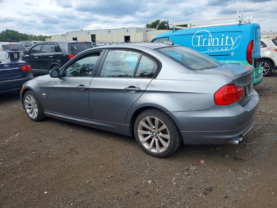 Photo 2 from auction – 2011 BMW 328 with VIN WBAPK5G58BNN27522