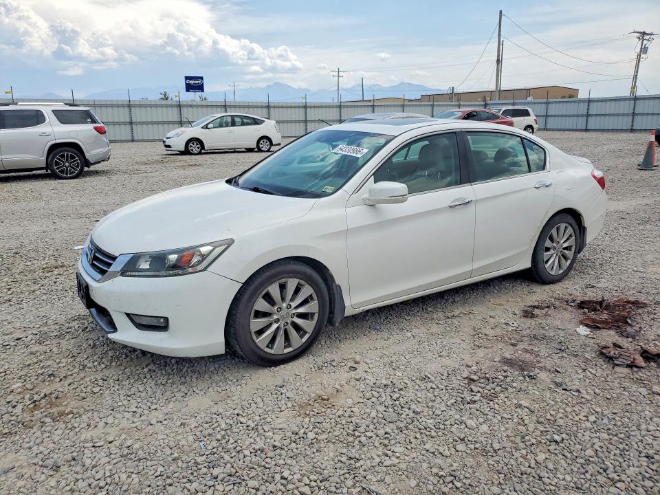 HONDA ACCORD 2015 with VIN 1HGCR2F87FA241151 - Photo from auction