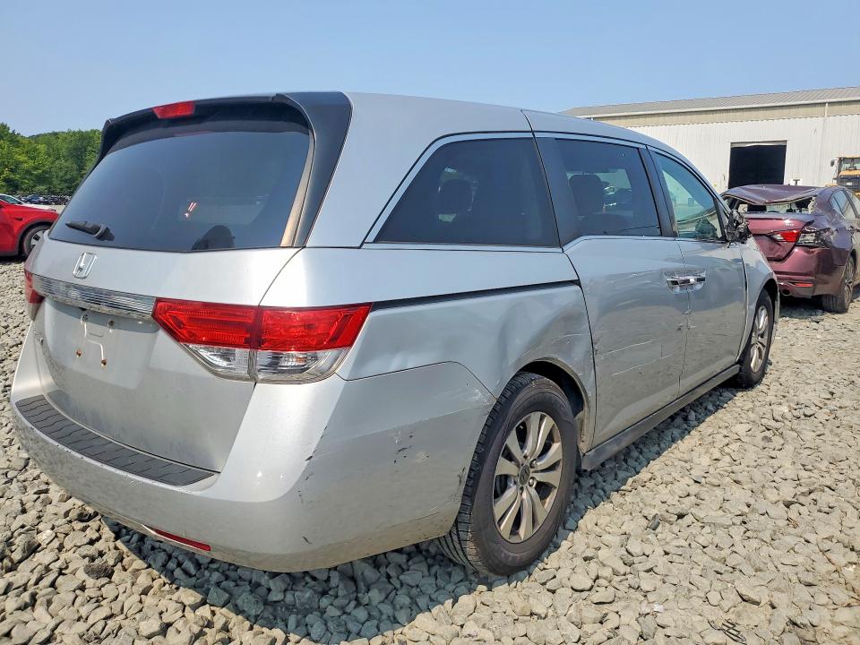 Photo 3 from auction – 2015 HONDA ODYSSEY with VIN 5FNRL5H68FB112060
