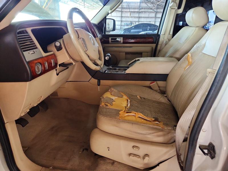 Photo 7 from auction – 2006 LINCOLN NAVIGATOR with VIN 5LMFU27536LJ12755