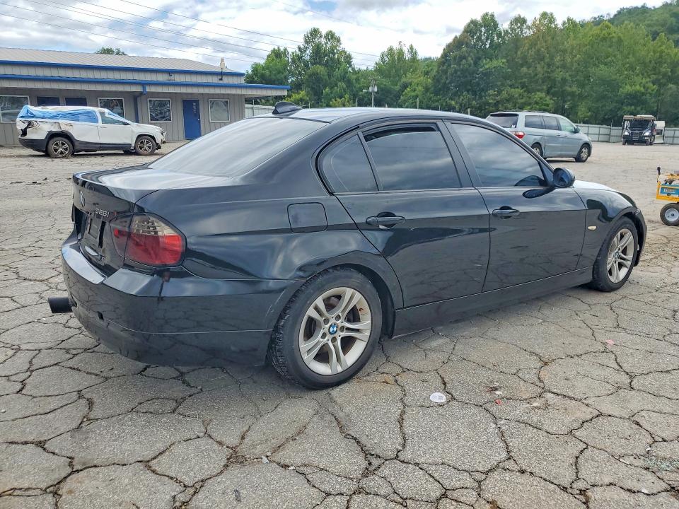 Photo 3 from auction – 2008 BMW 328 with VIN WBAVA37518NL47130