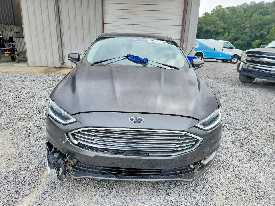 Photo 5 from auction – 2017 FORD FUSION with VIN 3FA6P0H99HR150246